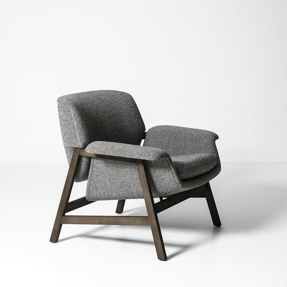 Tacchini Agnese Lounge Chair Context 3