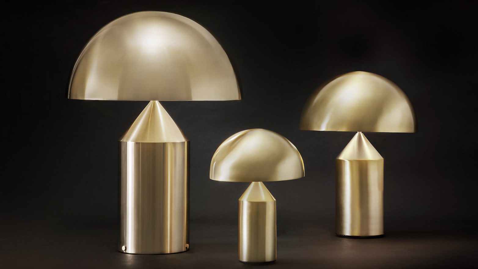 Atollo Metal Table Lamp Vico Magistretti Oluce 3