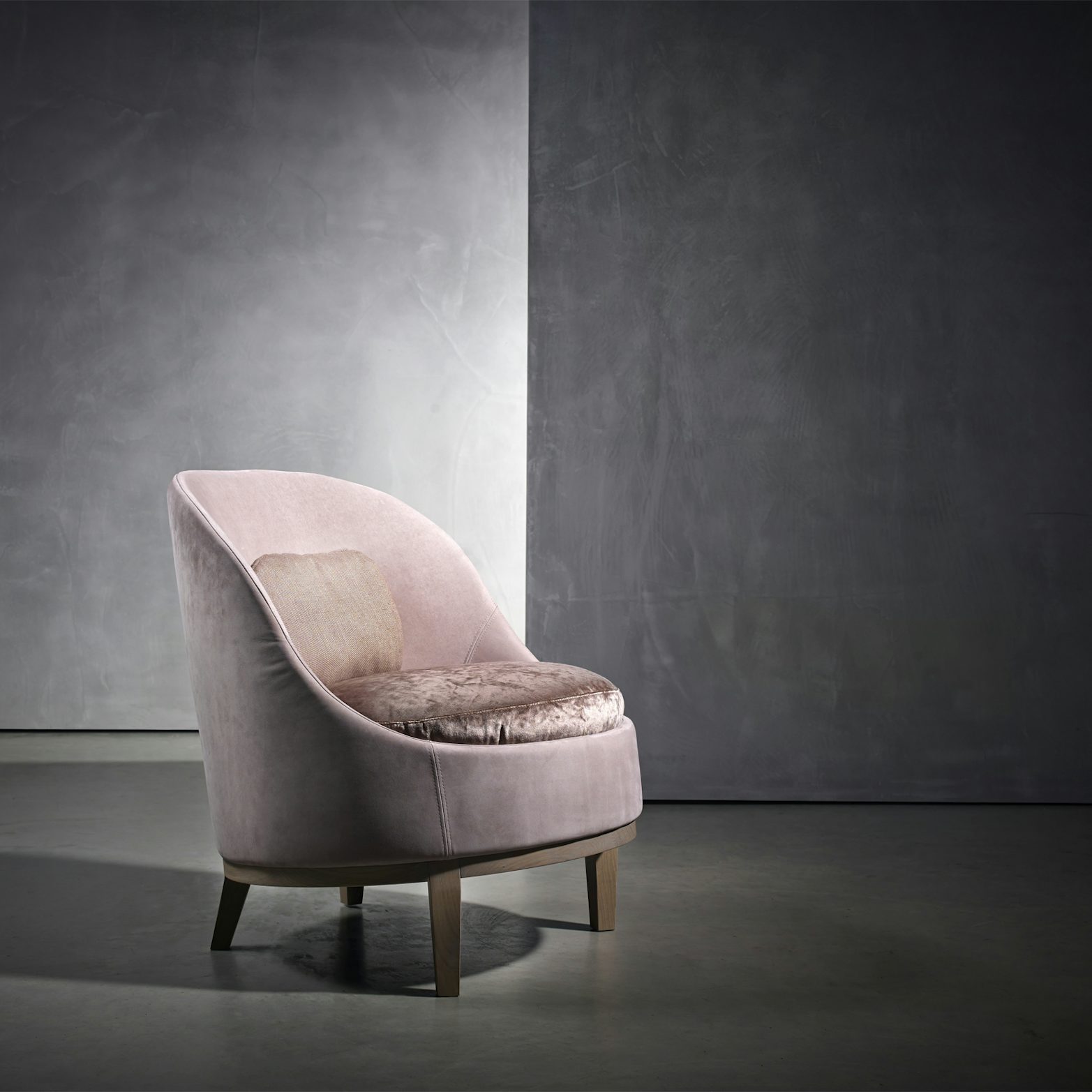 Belle Lounge Chair Piet Boon 1