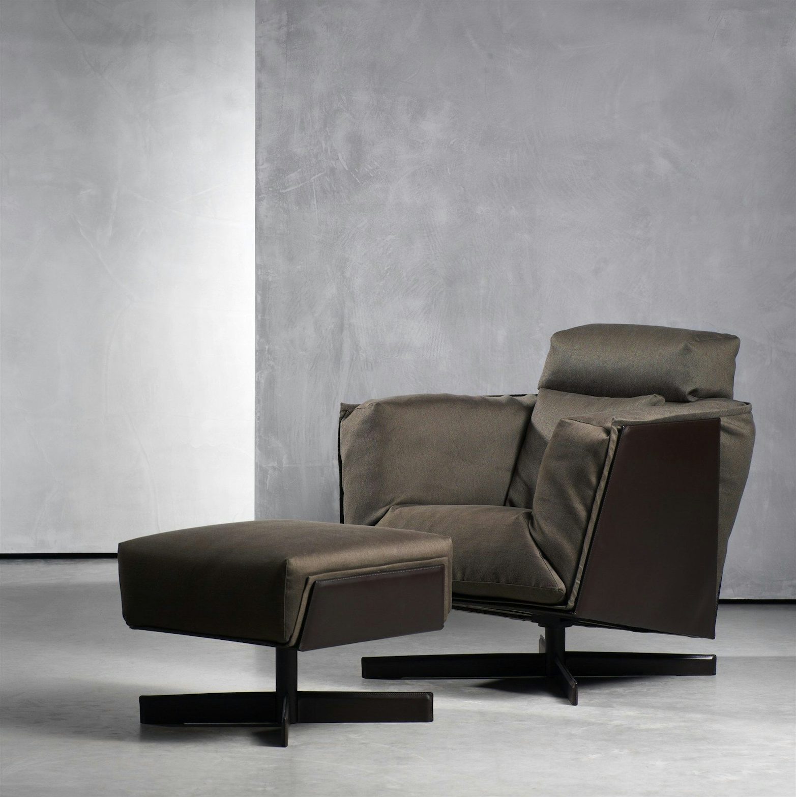 Heit Lounge Chair Piet Boon 2