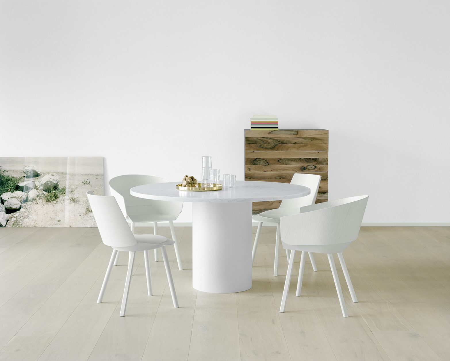 e15 hiroki dining table with houdini chair