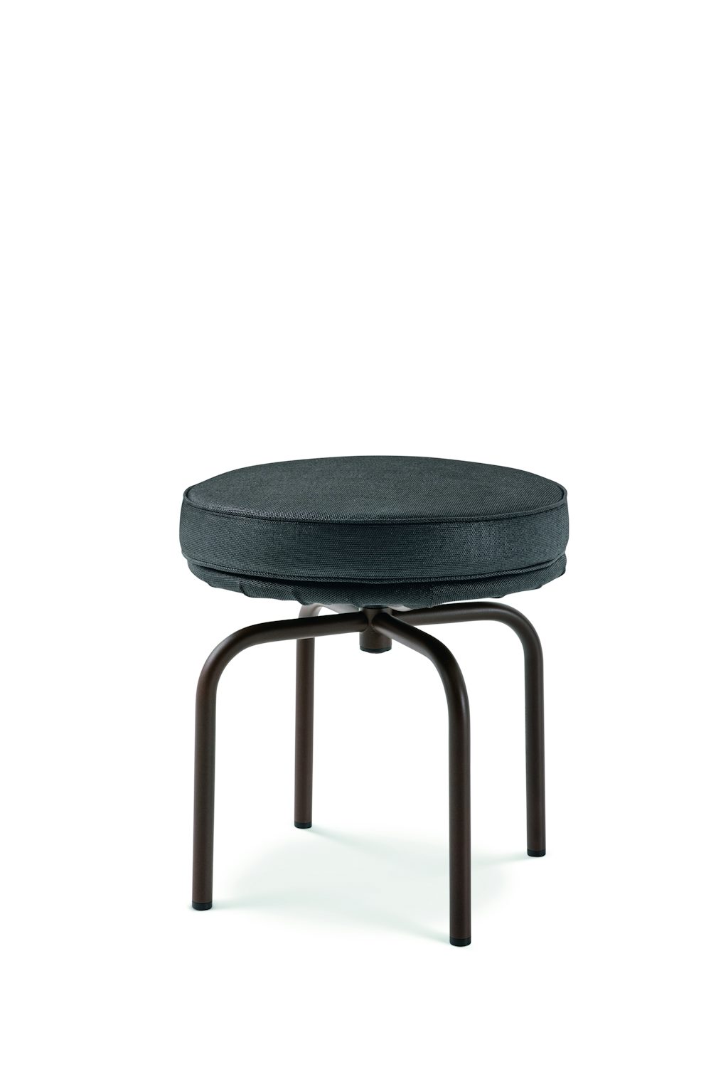 LC8 Outdoor Stool Perriand Jeanneret Corbusier Cassina 4