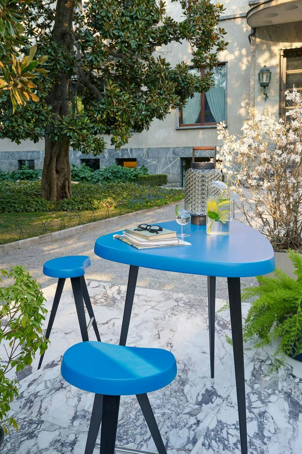Mexique Outdoor Table Charlotte Perriand Cassina 4