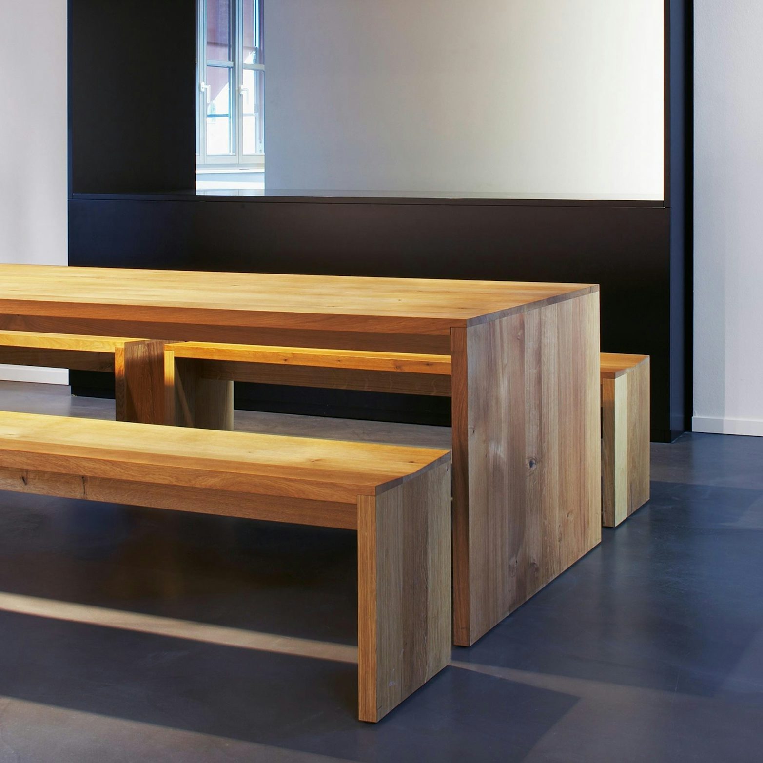 e15 ponte table oiled oak with calle bench