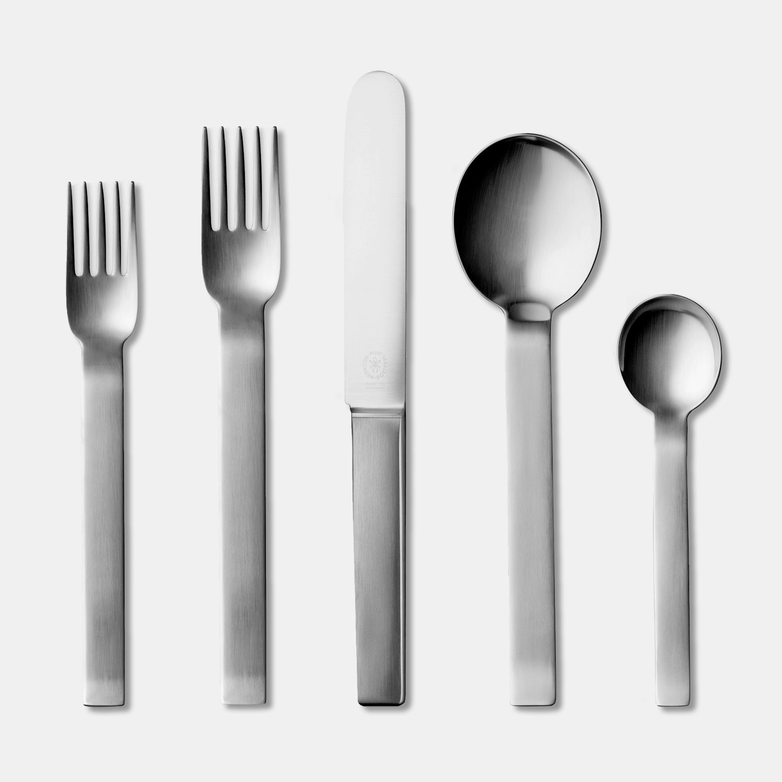Pott 2735 five piece cutlery contextgallery f0